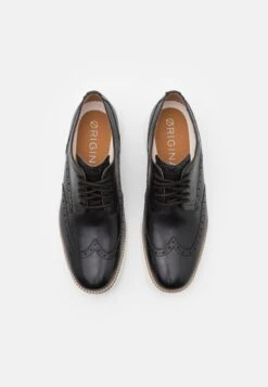 Cole Haan ORIGINALGRAND WINGTIP OXFORD - Sportlicher Schnürer - Black/white -Bequeme Schuhe 018336185a2c4751a41590f19c025c2f