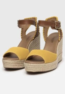 NeroGiardini Keilsandalette - Yellow -Bequeme Schuhe 0736dd9ebcfc4b41a49cd4bd1dae1254