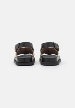 Copenhagen Shoes STRONGER - Riemensandalette - Black 11 Copenhagen Shoes STRONGER - Riemensandalette - Black -Bequeme Schuhe 098d8ab5e08f4037a121c24b136ad042