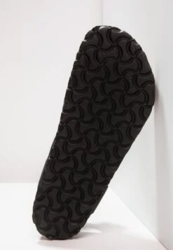 Birkenstock KAIRO NU REGULAR - Zehentrenner - Black 12 Birkenstock KAIRO NU REGULAR - Zehentrenner - Black -Bequeme Schuhe 0d0f00780aa24328a3e3c9cf9e2c4136