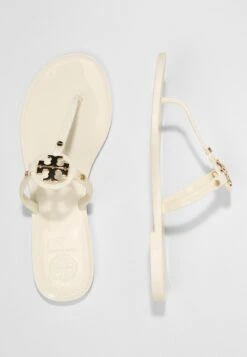 Tory Burch MINI MILLER FLAT THONG - Bade-Zehentrenner - Ivory -Bequeme Schuhe 1668f6e903cc4f77a1a44fbc0e9d7ae9