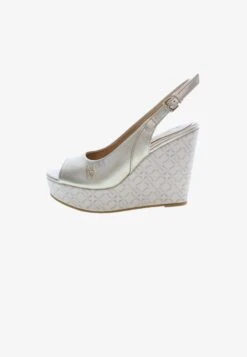 U.S. Polo Assn. Keilpumps - Argento 13 U.S. Polo Assn. Keilpumps - Argento -Bequeme Schuhe 1d5cde51171a4dffa264e9317c1b343b