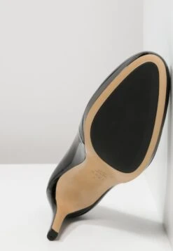 High Heel Pumps - Schwarz -Bequeme Schuhe 1ef66ce0cc1744eba2d7e0f4d2900f4d