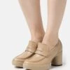 ECCO SHAPE SCULPTED MOTION - Plateaupumps - Beige -Bequeme Schuhe 2415d5c8eeb64ea8b02e71772723a3ad