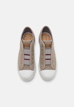 Mustang Sneaker Low - Silbergrau 13 Mustang Sneaker Low - Silbergrau -Bequeme Schuhe 2507e3c9e93f4b6986e583ea10b3bd36