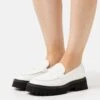 Raid ASTRA - Slipper - White -Bequeme Schuhe 27557d69d697402285d02a98ca1231f6