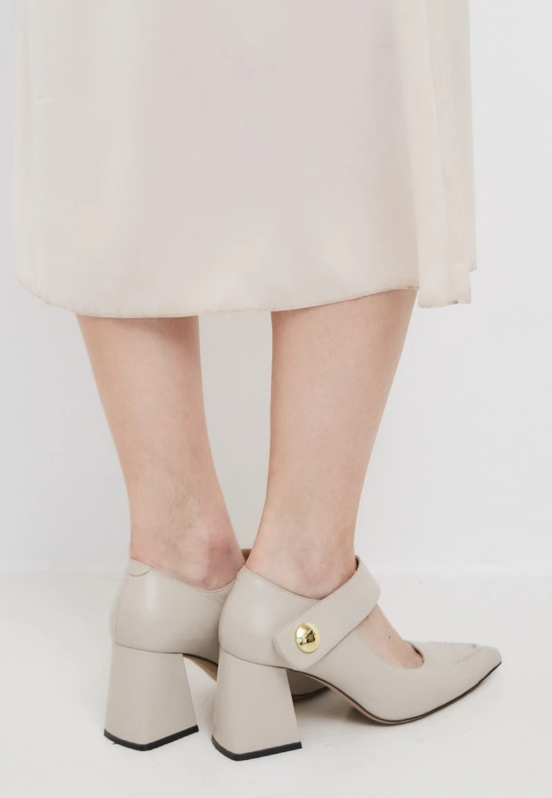 High Heel Pumps - Beige 6 High Heel Pumps - Beige – Bild 4