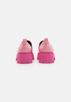 Hugo KRIS - Slipper - Light/pastel Pink 11 Hugo KRIS - Slipper - Light/pastel Pink -Bequeme Schuhe 352821f307124da7a48fc03396e0cdc3