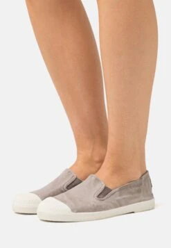 NATURAL WORLD Slipper - Gris Claro
