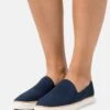 Ugg SAMMY - Sneaker Low - Navy -Bequeme Schuhe 3d350bc96dc0460dba478b6ae7d7da52