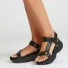 Pepe Jeans VENUS ACE - Plateausandalette - Black 1 Pepe Jeans VENUS ACE - Plateausandalette - Black -Bequeme Schuhe 47806c0eea8f47de8f39109ae416c11c