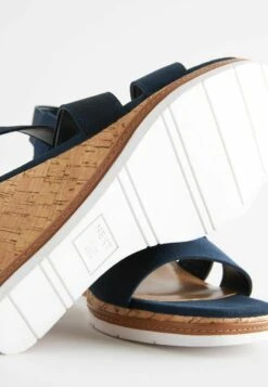 Next FOREVER COMFORT ELASTIC CROSS-OVER - Keilsandalette - Navy Blue -Bequeme Schuhe 483c2b3e50e749d59eb3fe1e744ee8e8