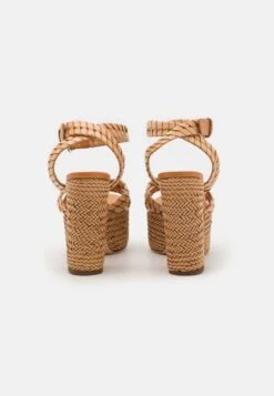 Casadei High Heel Sandalette - Berenice/florence/hanoi Natur 11 Casadei High Heel Sandalette - Berenice/florence/hanoi Natur -Bequeme Schuhe 4b11b4148d6a4ae083b08b5c6a287f84