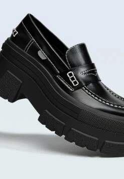 Stradivarius MIT PROFILSOHLE UND DETAIL - Mokassin - Black -Bequeme Schuhe 56652da0c7b7473b9c3603aa99f89b33