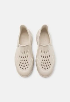 Vans AMZN PACU UNISEX - Slipper - French Oak -Bequeme Schuhe 58bd22a84be94eca8630535b0cd20846