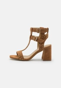 TWINSET TACCO ALTO CON BORCHIE - Riemensandalette - Tabacco -Bequeme Schuhe 59a9fe0e8015493391caa79d7244c3da