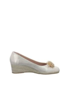 TINA - Keilpumps - Gold Coloured -Bequeme Schuhe 5ed88de015bc4ec896463ed278ede316