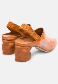 JUANITA - Pumps - Braun -Bequeme Schuhe 640eea0662dc417e97a2242d154caa4d