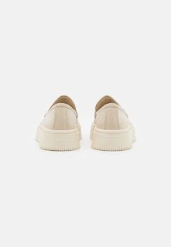 Vagabond STACY - Slipper - Off White -Bequeme Schuhe 644d83c568a943dbb7d6eaad1ca9be06