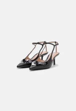 Emporio Armani PIPER - Pumps - Nero -Bequeme Schuhe 6b68ecb1a2c44db18d68a875aec56925