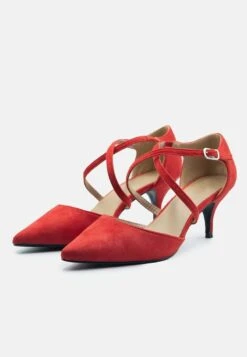 KENNEDI WITH CROSSOVER STRAP - Pumps - Red -Bequeme Schuhe 6cc7f57b31bb449a85a46408ca1389b0