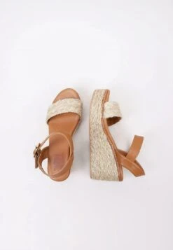Xti Espadrille - Gold 10 Xti Espadrille - Gold -Bequeme Schuhe 6e86ca3266ca40df8748e0c39a9e0286