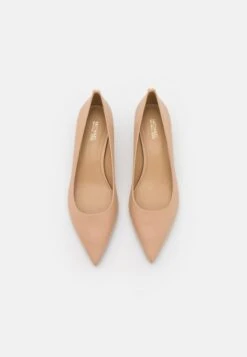 MICHAEL Michael Kors ALINA FLEX KITTEN - Pumps - Light Blush 10 MICHAEL Michael Kors ALINA FLEX KITTEN - Pumps - Light Blush -Bequeme Schuhe 707d3f1d89c74e58b7e20d3459df0192