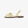 AVARCA ILLUECA - Riemensandalette - Gold 1 AVARCA ILLUECA - Riemensandalette - Gold -Bequeme Schuhe 78fce0a47f324a23a67be620f9725e97
