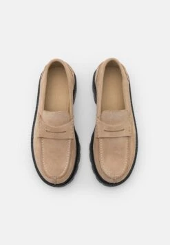 Selected Femme PENNY LOAFER - Slipper - Chinchilla -Bequeme Schuhe 81bd1158c4cb4846862ee273f1994316
