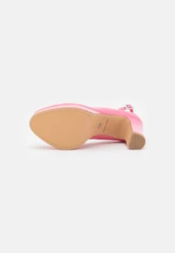 Tamaris Plateaupumps - Candy -Bequeme Schuhe 85d4e9caa25442ca95478226bd09ca2f
