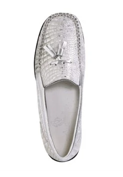 Mokassin - Silberfarben 11 Mokassin - Silberfarben -Bequeme Schuhe 891f64ecce3c4defb73c3edd5d328ad3