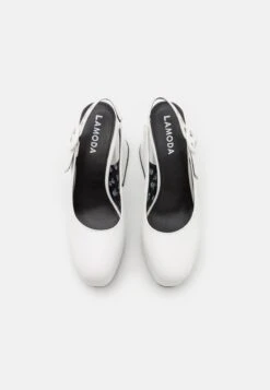 Lamoda CONVERSING PLATFORM - Plateaupumps - White -Bequeme Schuhe 8ee19e0257f94d508b051b46c3636ba9