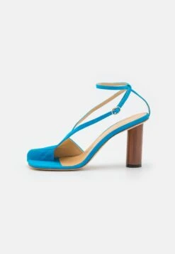 A.W.A.K.E. Mode CHRISTINE - High Heel Sandalette - Turquoise