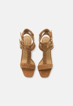 TWINSET TACCO ALTO CON BORCHIE - Riemensandalette - Tabacco -Bequeme Schuhe 9cd8cd51a26a4831ab32263c589b7b3b