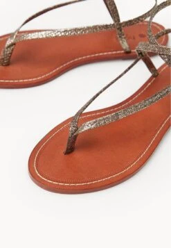 Hoss Intropia FLAT - Zehentrenner - Silver 11 Hoss Intropia FLAT - Zehentrenner - Silver -Bequeme Schuhe a31041665c29410c9720cffad6ee37fc