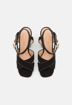 Coach NELLY - Plateausandalette - Black -Bequeme Schuhe a33c09b6fd9548af8c76021f5d6eb7da