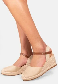 BLAKELY WITH CLOSE TOE - Keilpumps - Beige