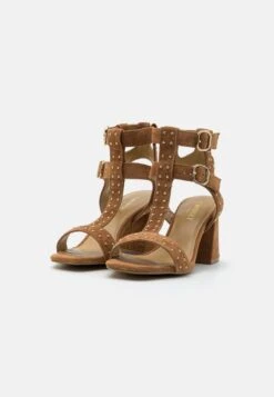 TWINSET TACCO ALTO CON BORCHIE - Riemensandalette - Tabacco -Bequeme Schuhe a982ee6973ca44059ce9227b7b8a52a3