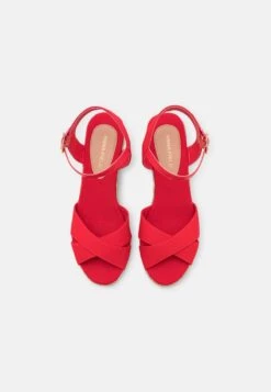Anna Field Keilsandalette - Red 13 Anna Field Keilsandalette - Red -Bequeme Schuhe aa2e5cb4f75f4bae80b5219ac1dcc3fc