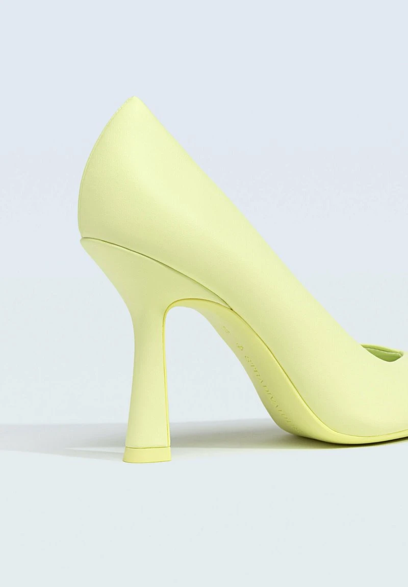 Stradivarius High Heel Pumps - Light Yellow 7 Stradivarius High Heel Pumps - Light Yellow – Bild 5