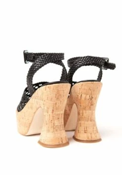 YARA - Plateausandalette - Black -Bequeme Schuhe abe44281993846fa855c027b9cd5b6b6