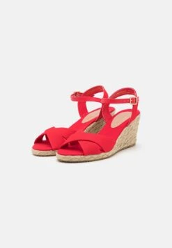 Anna Field Keilsandalette - Red 10 Anna Field Keilsandalette - Red -Bequeme Schuhe b5e9aa11bf55419990fd579edbc7abaa
