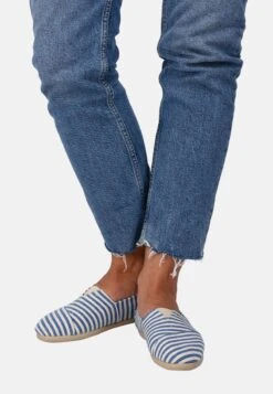 CLASSIC SURFY - Espadrille - Blue -Bequeme Schuhe b808147cf6e643b7a20b462a5c04e8ee 1