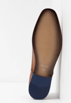 Pier One LEATHER - Business-Schnürer - Cognac -Bequeme Schuhe bd7073ea68f641d3aea91bfbbc2dbafd
