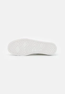 Toms ALP FENIX PLATFORM VEGAN - Sneaker Low - White 12 Toms ALP FENIX PLATFORM VEGAN - Sneaker Low - White -Bequeme Schuhe c956f21f2bed48c2895920b7a30df6cc