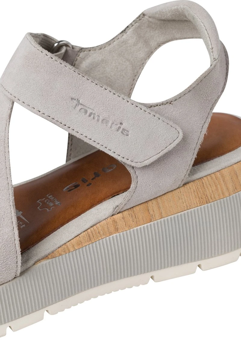 Tamaris Keilsandalette - Light Grey 7 Tamaris Keilsandalette - Light Grey – Bild 5