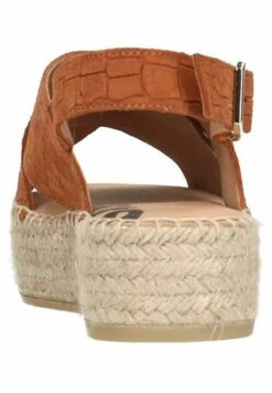 Plateausandalette - Cognac -Bequeme Schuhe dddf0ae8011e4c4786e764cd3ab41426