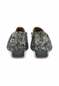 Slipper - Dark Blue 11 Slipper - Dark Blue -Bequeme Schuhe e090f0ed1ff04798b6ecfc656b70ebce