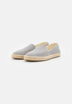 Toms SANTIAGO VEGAN - Espadrille - Grey -Bequeme Schuhe e226cdd744d645bf8bcb2afd84e40e58