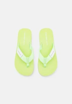 Calvin Klein Jeans FLATFORM - Zehentrenner - Live Mist 12 Calvin Klein Jeans FLATFORM - Zehentrenner - Live Mist -Bequeme Schuhe e59d1a6cb205433b8a6c6764b7f65e3b